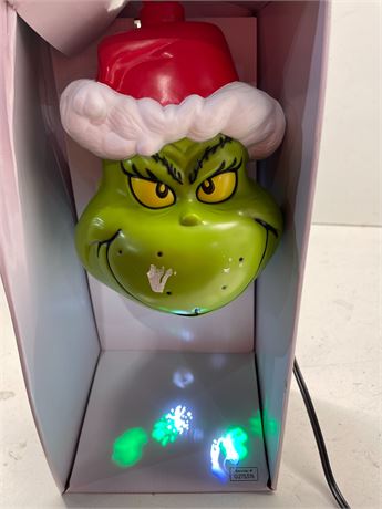 Grinch Lightshow Multi-function Multicolor Electrical Outlet Solid Christmas Ind