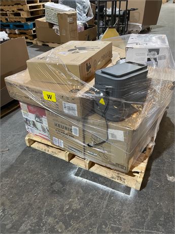 Pallet of miscellaneous uninspected items
